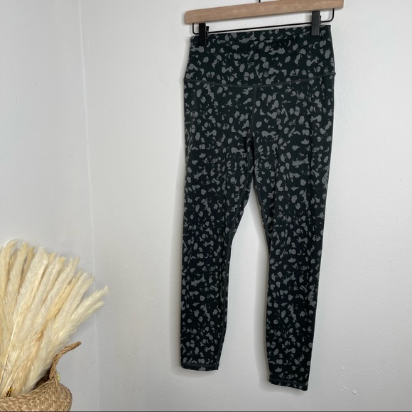 VARLEY Century Leggings High Rise 7/8 In Broken Mini Spot - Picture 2 of 16